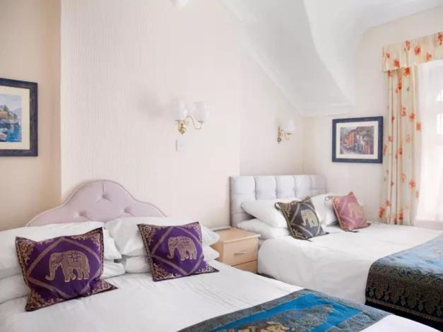 Myroomz Tudor Rose Original Blackpool