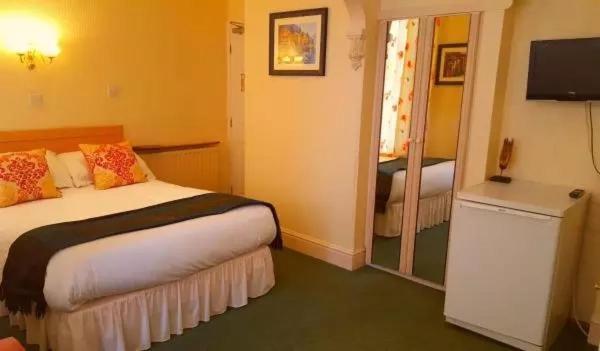 Guest house Myroomz Tudor Rose Original 3*